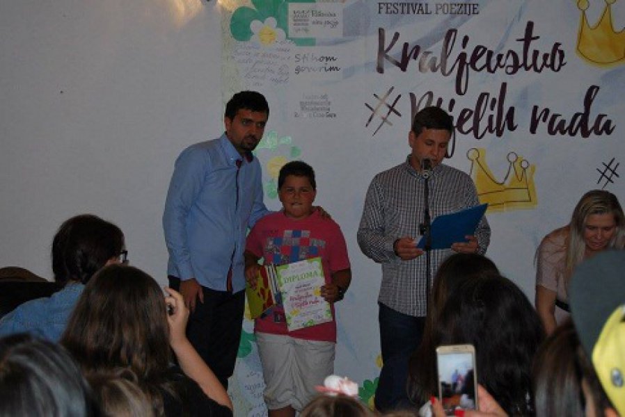 1335039410370492863914812551918583403067196o