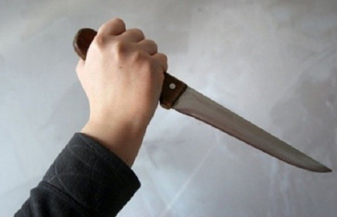 Berane: Mladić (17) nakon tuče izboden nožem