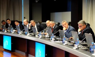 Pogledajte koliko su uštedjeli ministri