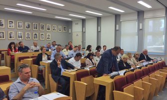 Herceg Novi: Deset odbornika ostalo bez naknade