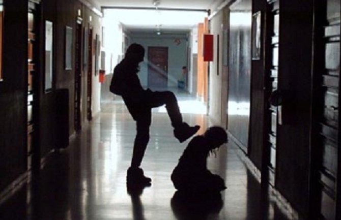 Institut za vladavinu prava: Profesori podržavaju jačanje discipline u školama