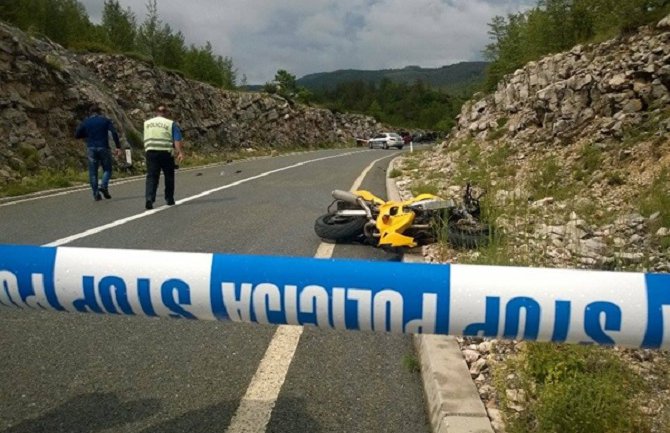 U saobraćajnoj nesreći poginuo srpski državljanin 