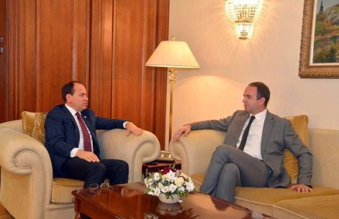 Upoznao sam Nišanija sa antialbanskom histerijom CANU-a