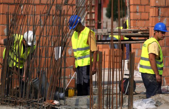 Inspektori rada u maju izrekli kazne od 19 hiljada eura