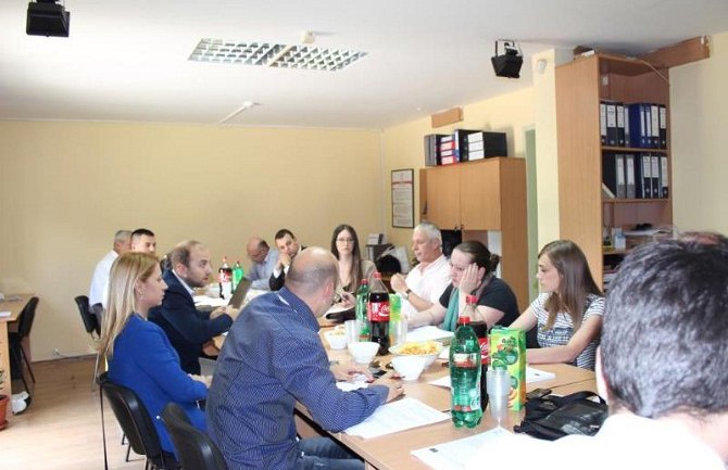 Apel NVO: Na biračkim mjestima obezbijediti veći stepen pristupačnosti za OSI