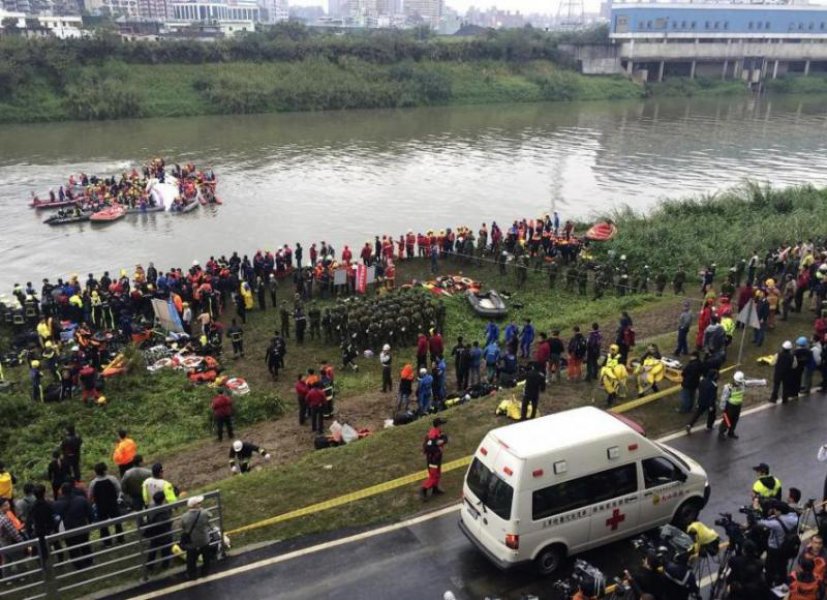 20150204T081501Z127808527GM1EB24191K01RTRMADP3TAIWANAIRPLANE