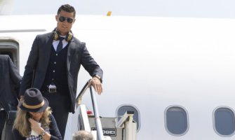 Kristijano Ronaldo jednim postupkom rasplakao sve! (FOTO)