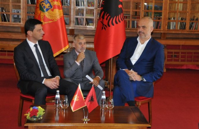 Albanija i Crna Gora veliki prijatelji i dobri susjedi