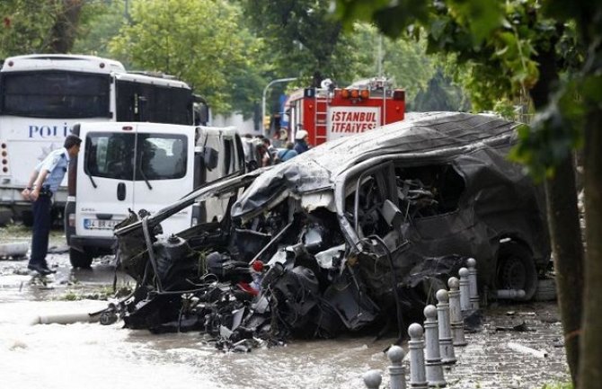 Turska: Eksplodirao automobil bomba ispred policijske stanice 