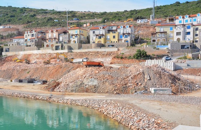 Počeli pripremni radovi na Promenada hotelu u Luštica Bay-u