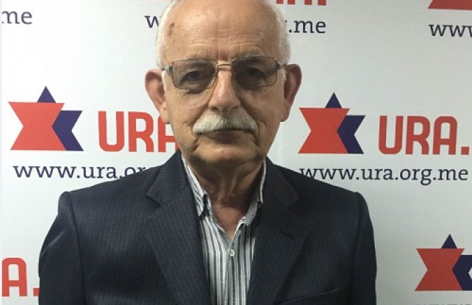 Inspekcija mora reagovati, Stari grad Budva postaje prljava kafanska terasa