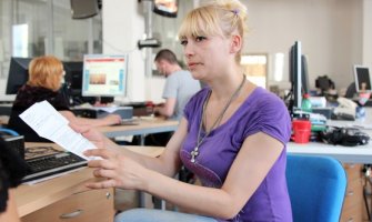 Bivša službenica ZIKS-a prijavila prijetnje: Tri muškarca su mi upala u kuću i prijetila da ne pričam za medije