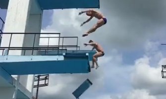 Ruskom skakaču pukla daska tokom priprema (VIDEO)