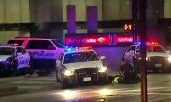 Snajperisti ubili pet policajca tokom protesta u Dalasu, napadač mrtav (VIDEO)
