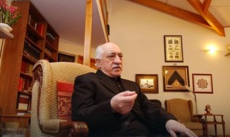 Fetulah Gilen čovjek za kojeg se vjeruje da stoji iza vojnog puča