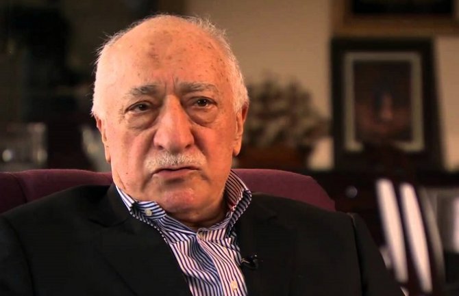 Gulen uvrijeđen: Nemam veze s pokušajem puča