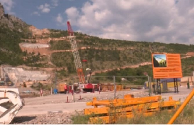 Radovi na izgradnji autoputa teku po planu