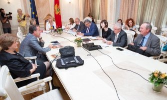 HRA: Zakazati saslušanje povodom izmjena Zakona o medijima