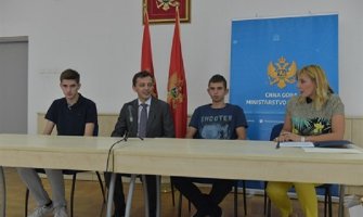 Uručene nagrade Nikoli Raičeviću, Veliboru Došljaku i Nini Mitrović