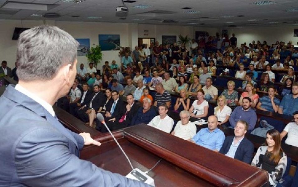 pozdravoredsejdnika769x483