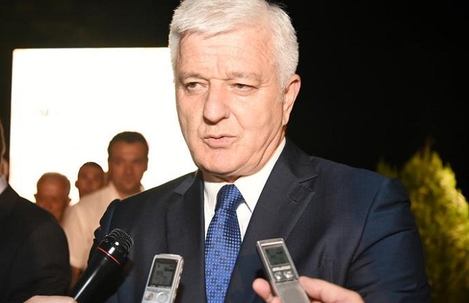 Marković: Procesuirati sve koji vode specijalni rat