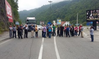 Radnici Bjelasice Rade blokirali magistralu na 15 minuta
