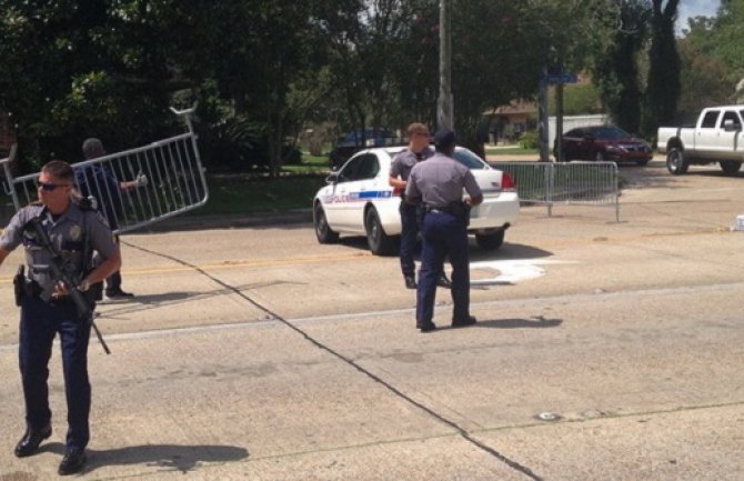 Pucnjava u Arizoni: Napadač se zabarikadirao u zgradi