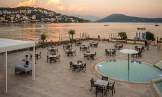 Igalo: Otvoreno moderno kupalište Palmon bay-a