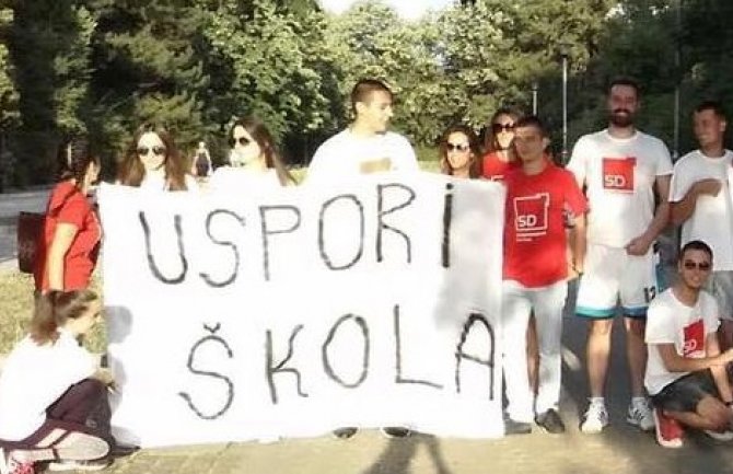 Nikšić: Omladina SD-a ukazala na problem nepostojanja ležećih policajaca u dijelu Njegoševe ulice