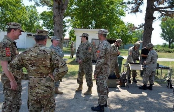 Američki kadeti se obučavanju u jedinicama VCG