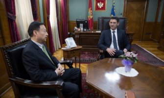 Osnažiti saradnju u oblastima zaštite životne sredine