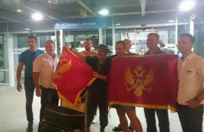 Stigao Mrčelo: Ne može da vjeruje da je dotakao sveto crnogorsko tlo