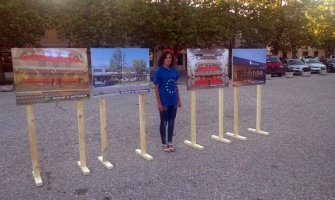 Nikšić: Novi performans na Trgu Slobode (FOTO)