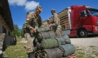 Crna Gora poslala Makedoniji 100.000 eura i humanitarnu pomoć u robi