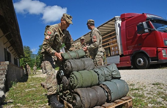 Crna Gora poslala Makedoniji 100.000 eura i humanitarnu pomoć u robi