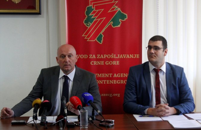 Ne zna se gdje su 34 miliona eura Fonda za rehabilitaciju osoba sa invaliditetom 