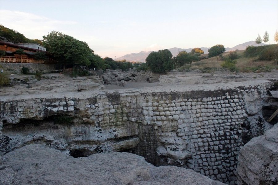 2016081721863774313381512Web