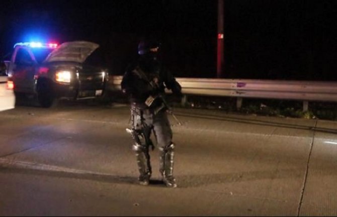 El Čapov sin otet iz restorana u Meksiku