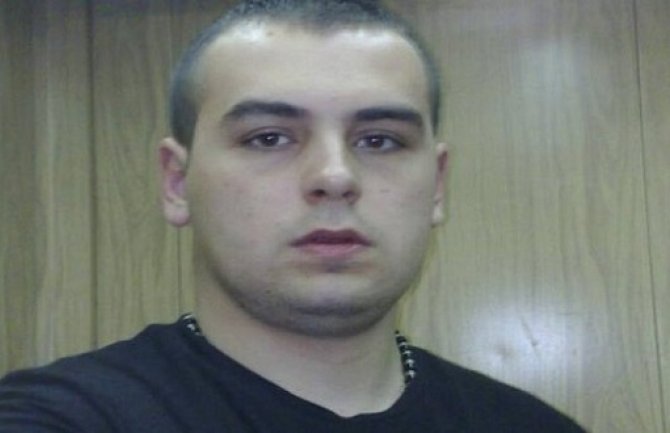 Hitno potreban novac za operaciju: Mladom Podgoričaninu sve lošije!