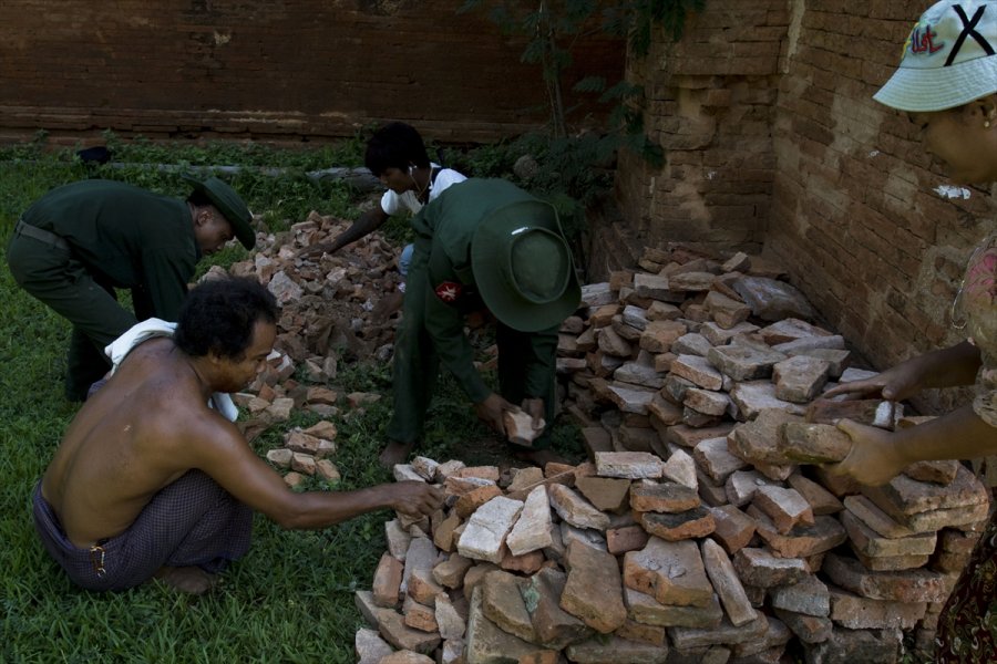 2016082521877725913593985Web