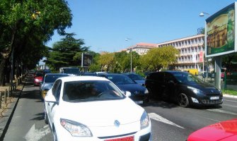 Radnici KAP-a i danas blokirali saobraćaj