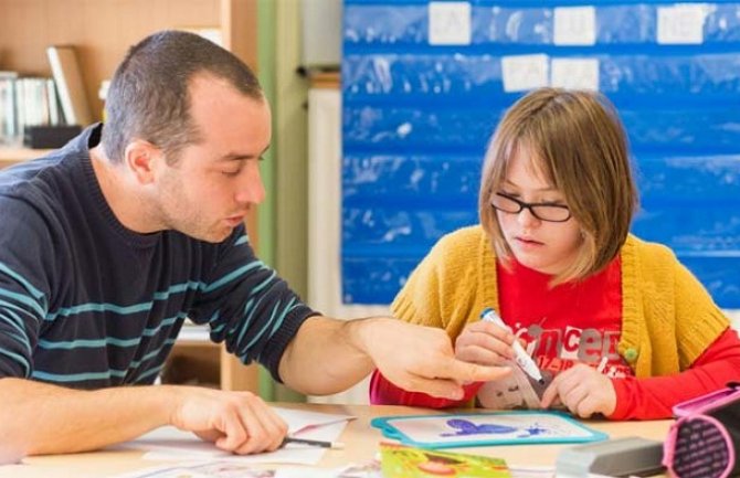  Asistenti u nastavi će biti angažovani od 1. septembra u obrazovno-vaspitnim ustanovama