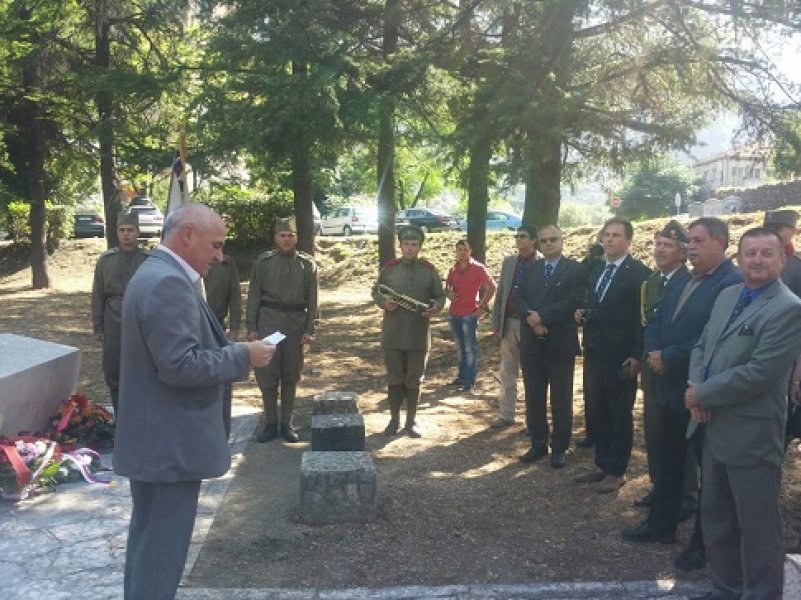 002018814da9cebe95c82cab189ed64b4e98062d49fddbd4487027cf76d002e0e6cbdfull