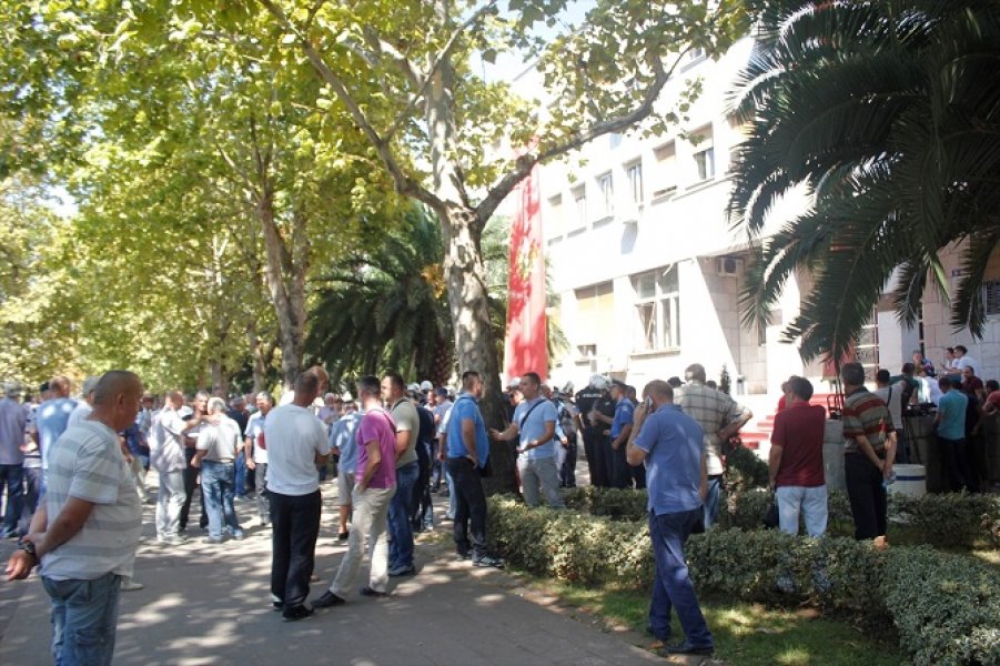 2016083021885420213734000Web