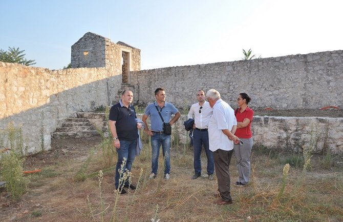 Goranović posjetio utvrđenje Besac u Virpazaru