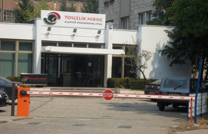 Direktor Toščelika:Zaposleni redovno primaju plate, isplaćuju se svi porezi i doprinosi prema državi