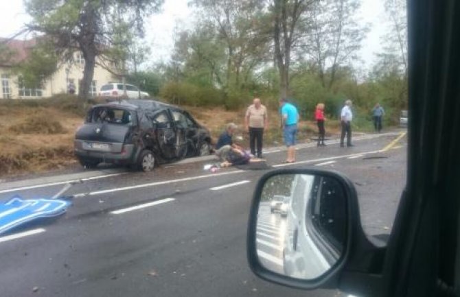 Udes na putu Podgorica Cetinje: Jedna osoba poginula, saobraćaj blokiran