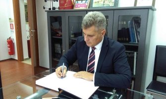 Predsjednik SDCG se upisao u knjigu žalosti povodom zemljotresa u Italiji