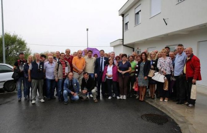 Slovenci poželjeli Kuću meda kao što je ima Crna Gora