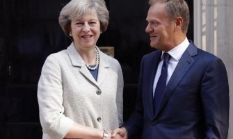 Tusk: Britanija što prije da započne proceduru razvoda